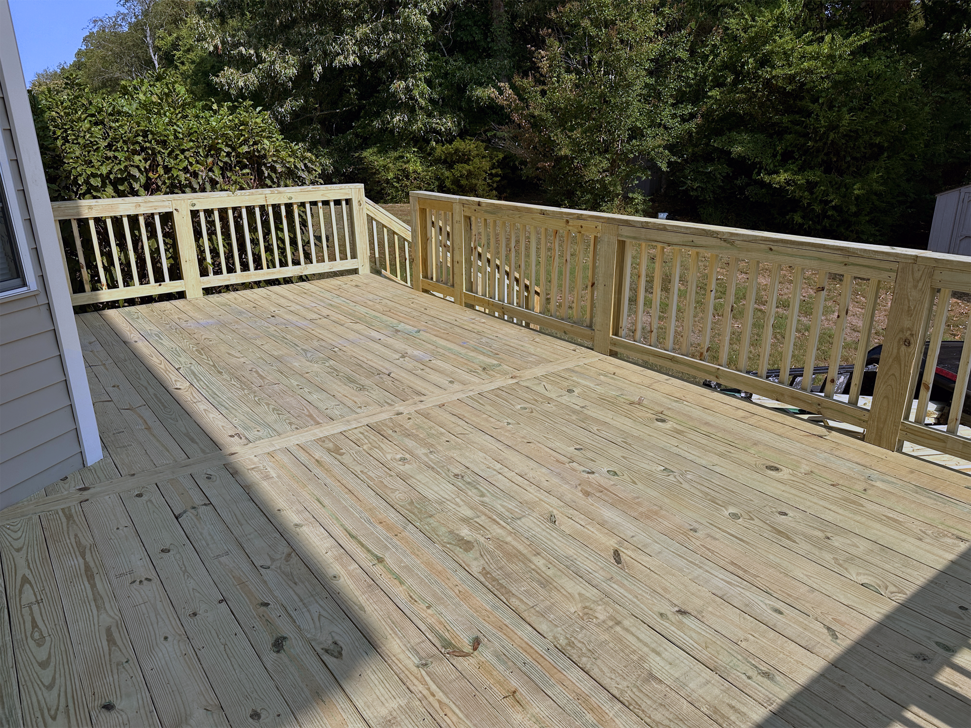 deck project built by GigCity Rehab carpenter